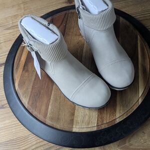 JBU by Jambu Waterproof Ankle Boots Womens 6M Taupe Knit Cuff With Box